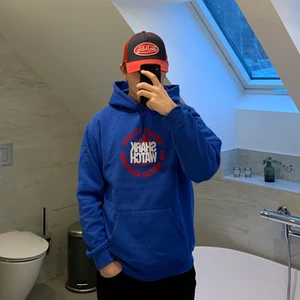Shark watch Hoodie - Väldigt fint skick