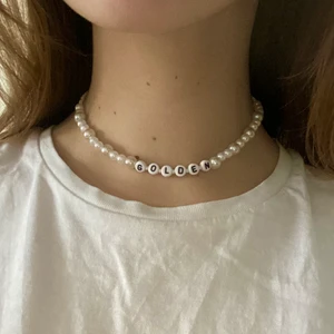 Golden halsband!! - Harry Styles inspirerat golden halsband!  15kr+ frakt🥰🥰