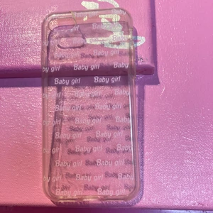 Mobilskal 👩🏼‍🎤 - passar min iphone SE men lär ju passa fler modeller, typ iphone 7 etc