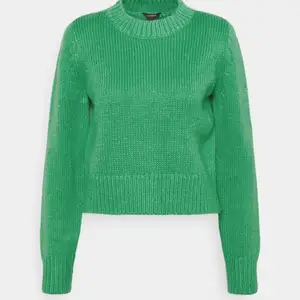 Grön tröja från Lindex fixar egna bilder vid intresse