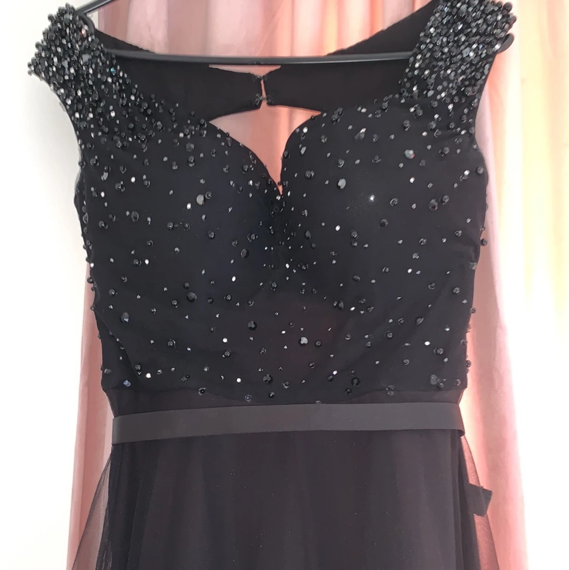 Elegant festklänning med Swarovski - 90