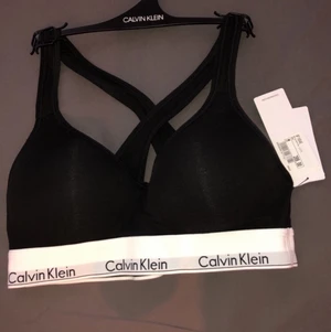 Topp - Helt oanvänd xs-m kan ha den