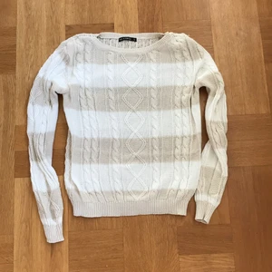 Rut&circle tröja S - Använd men fint skick; storlek S