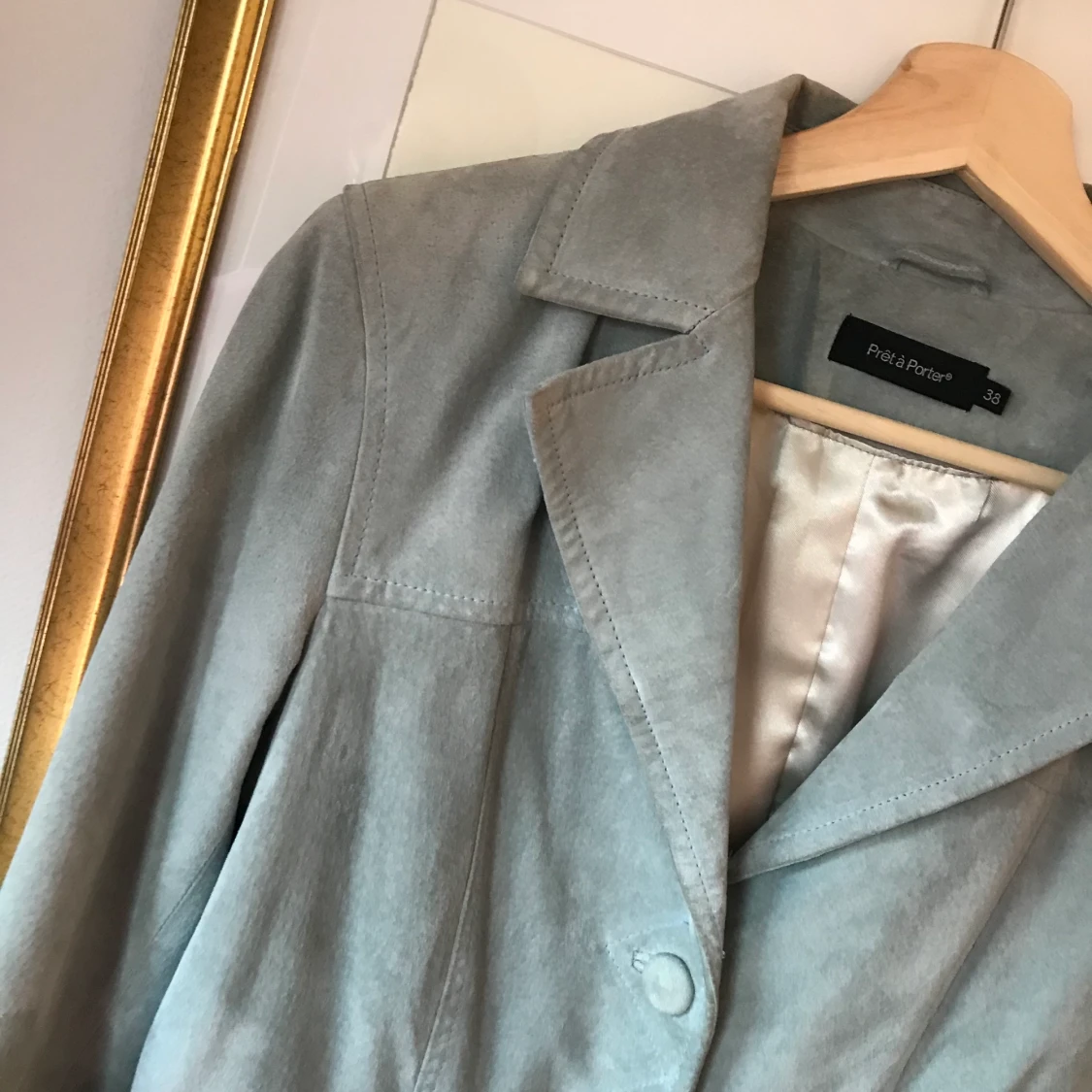 Ljusblå jacka/kavaj i mocka! - 90