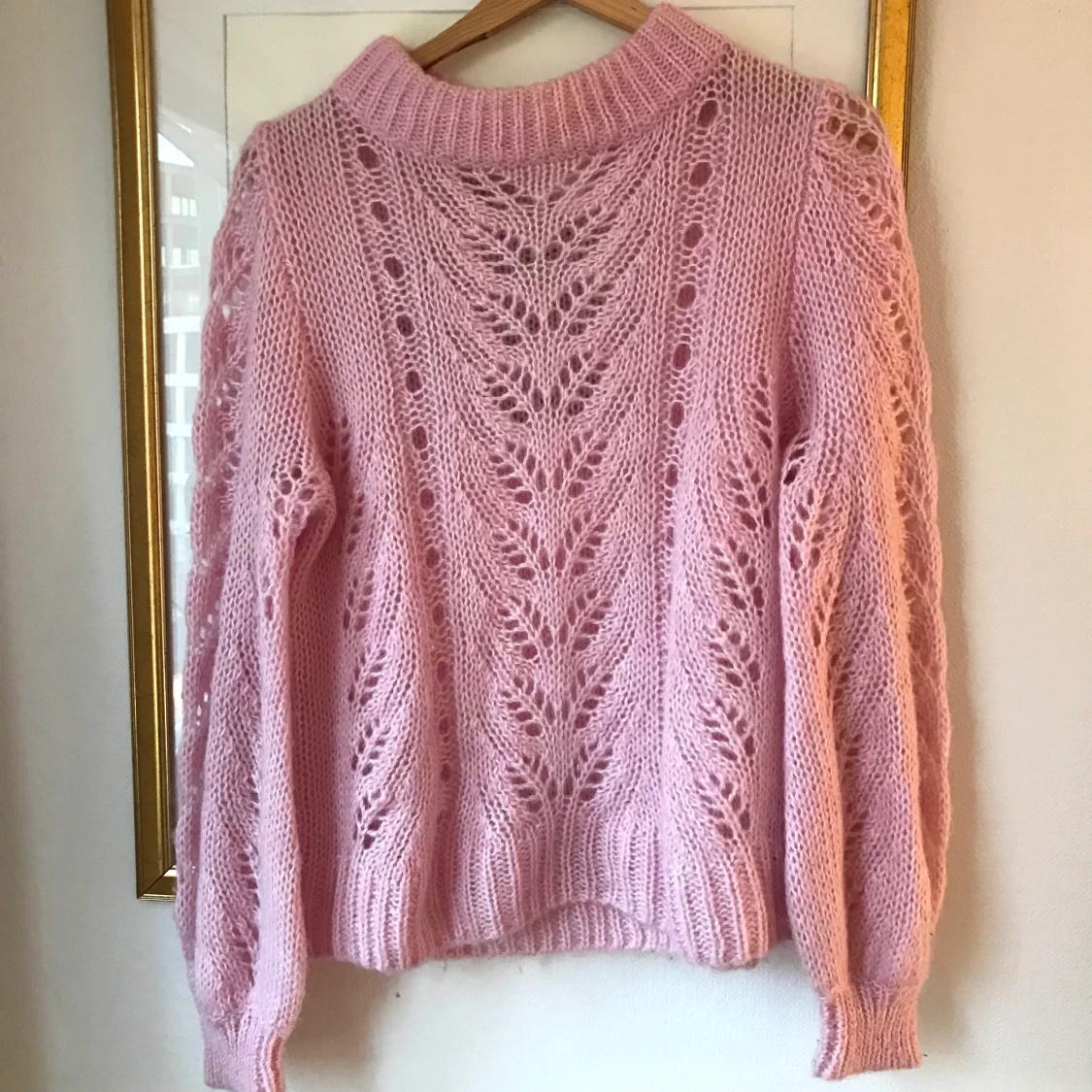 Rosa stickad tröja 