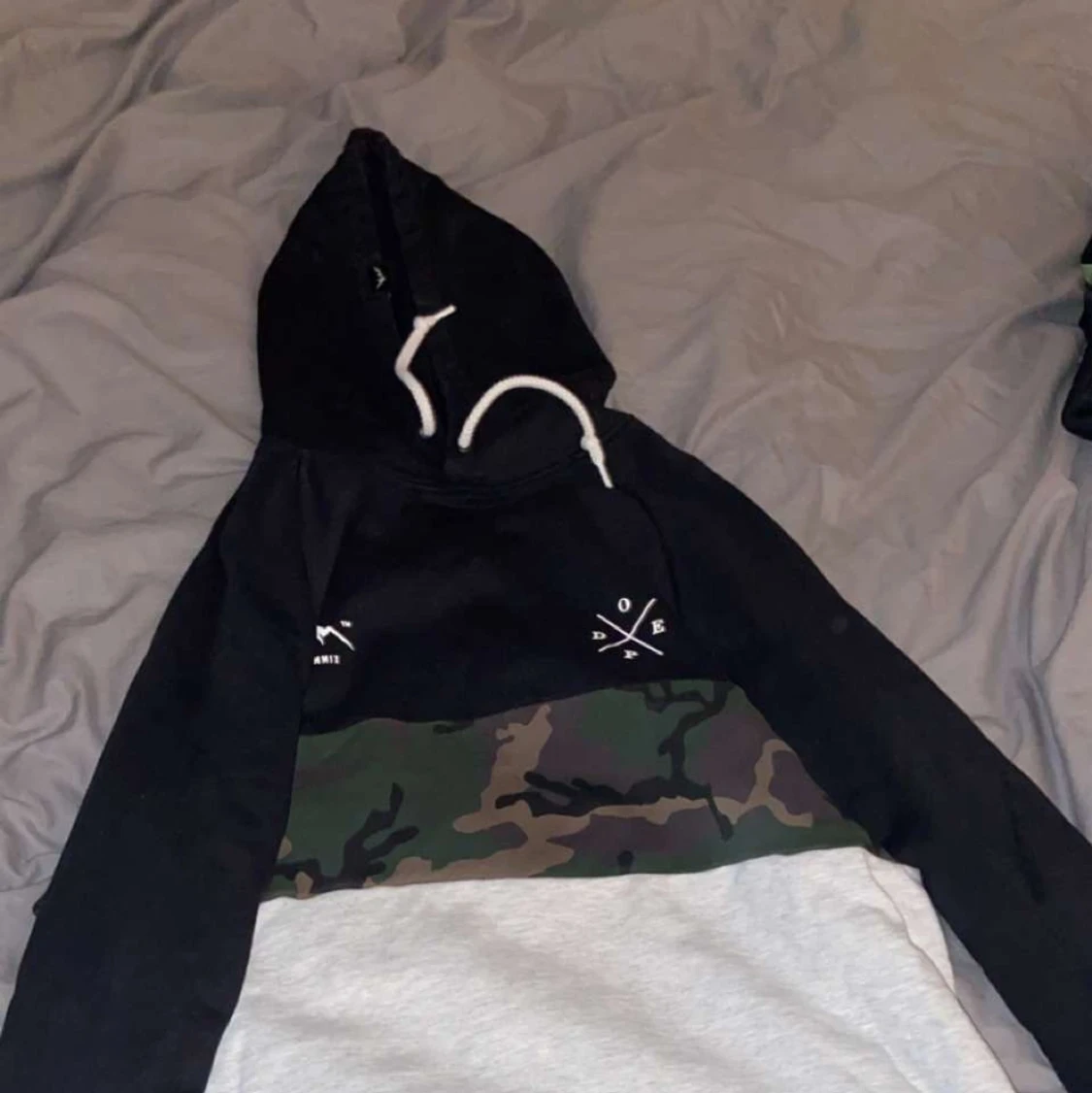 Dope hoodie storlek L  - 91