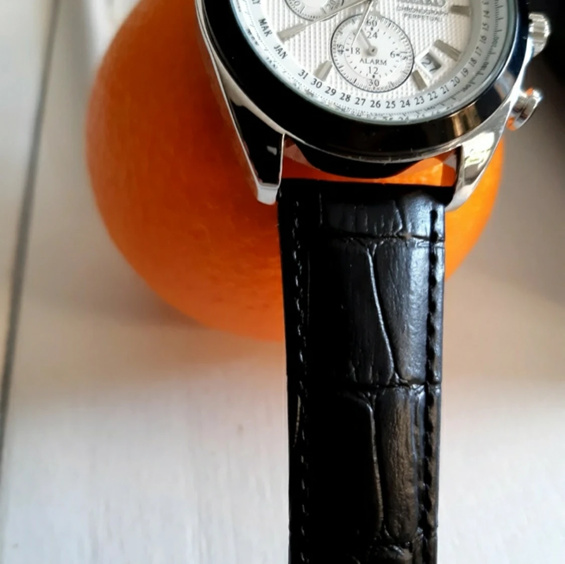 Fina hel nya klockor  - 90