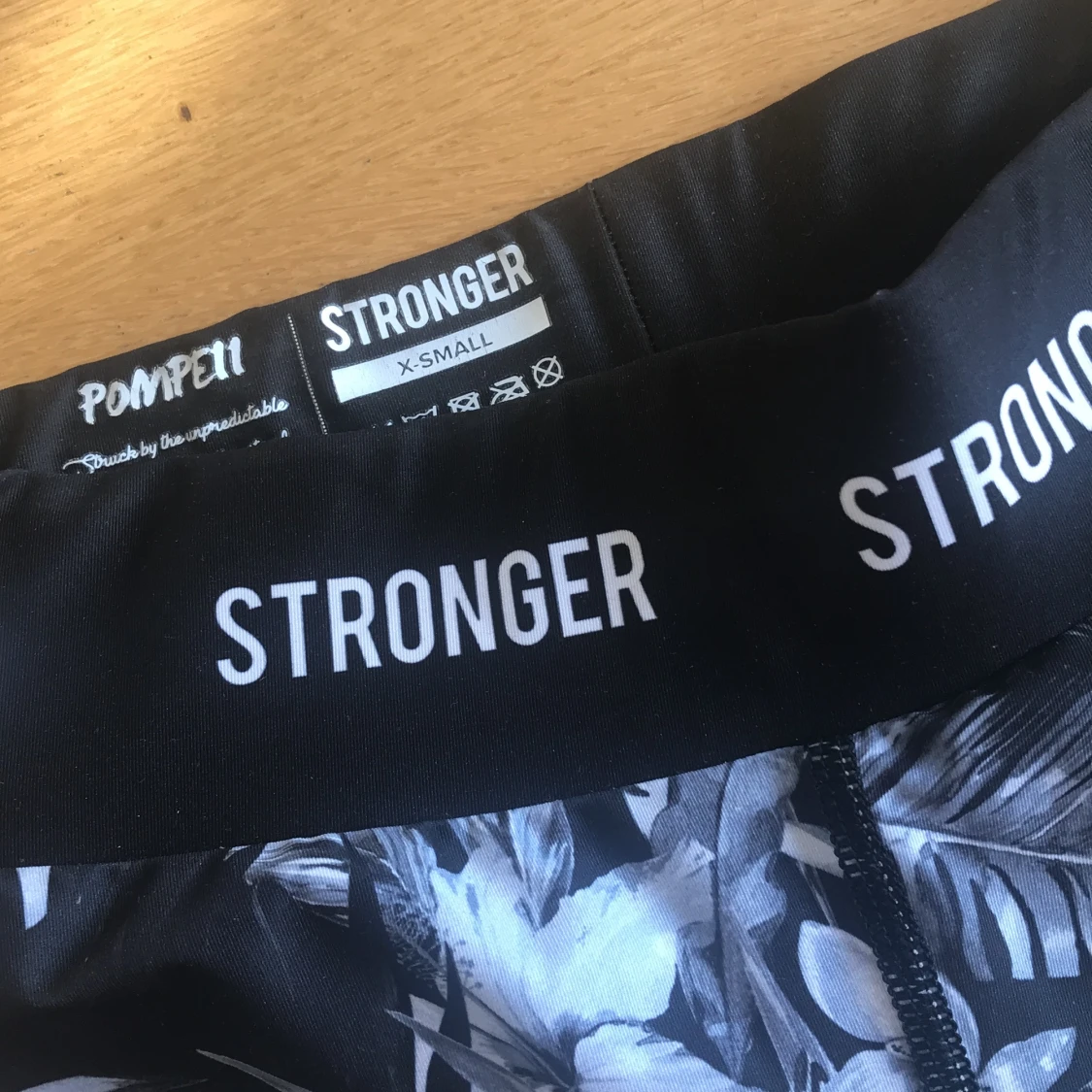 STRONGER tights