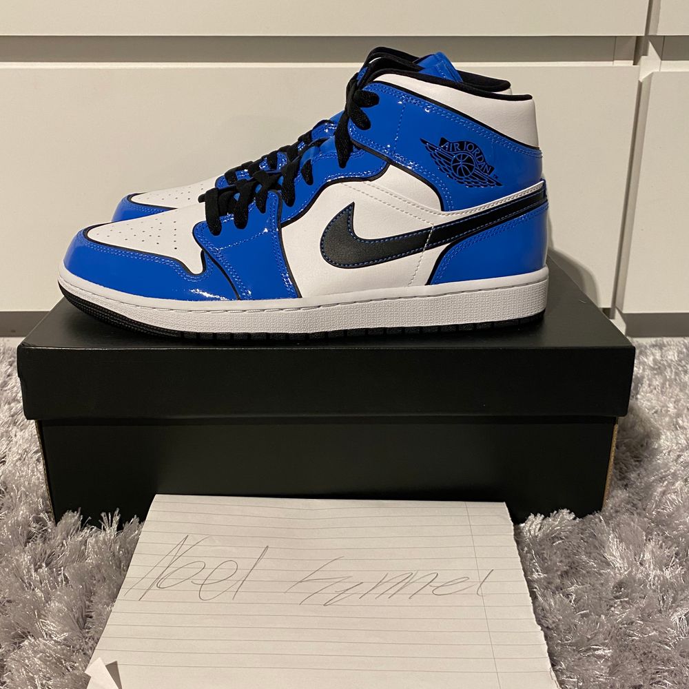 Jordan 1 mid signal blue | Plick Second Hand