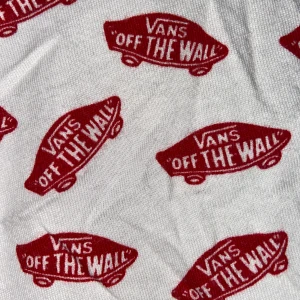 T-shirt från Vans Off The Wall - Snygg och skön t-shirt! Köparen står för frakt 😇