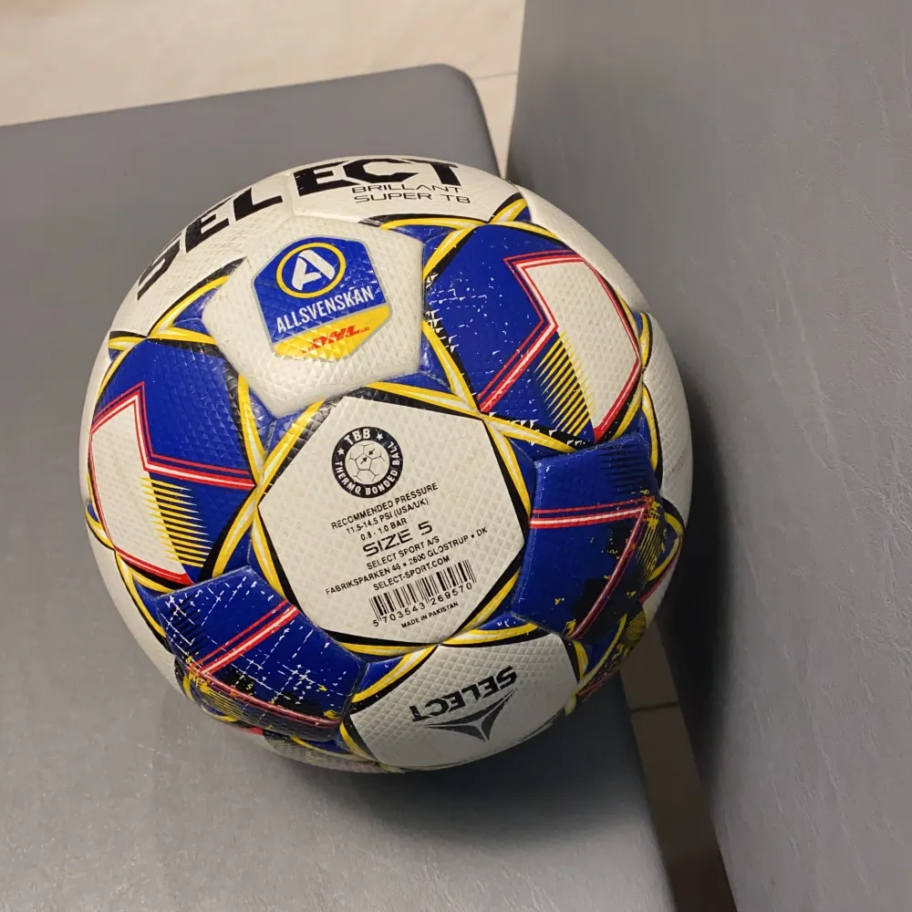 Äkta allsvenskt boll Ifk GöteborgVS Sirius. Övrigt.