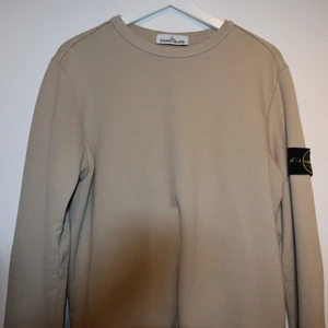 Stone island storlek M - Som ny änvänd handfull ggr