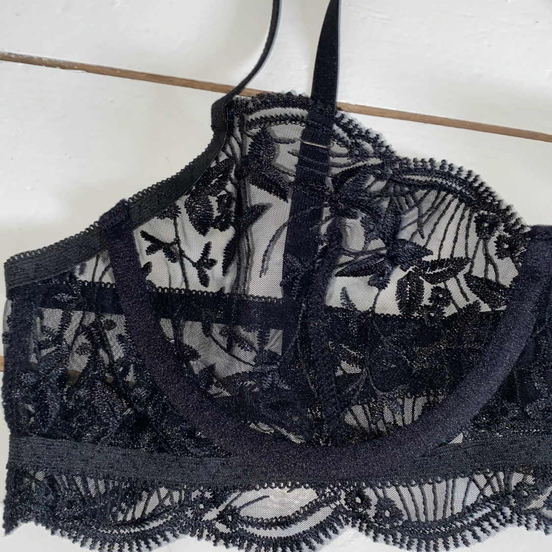 Jättefin bh/bralette i storlek s - 90