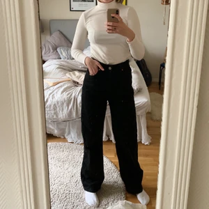 Asos tall  - Asos tall jeans! Passar dig som är över 176! Frakt tillkommer ✨💙