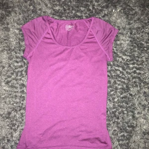 Tränings tröja  - Lila/rosa tränings tröja 