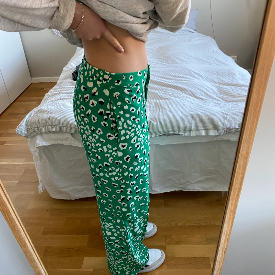 Färgglada kostymbyxor  - 91