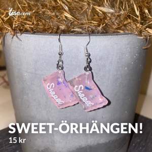 Sweet-örhängen gjorda utav mig Ellen!                                   15 kr + 13 kr frakt!                                                                 (KÖP 4 PAR= FRAKTFRITT!) ❤️