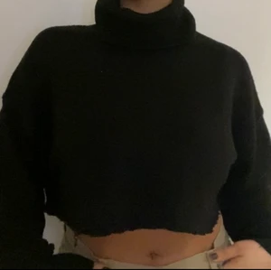 Svart polotröja st-M  - Svart snygg polo magtröja storlek M. Pris går att diskutera!