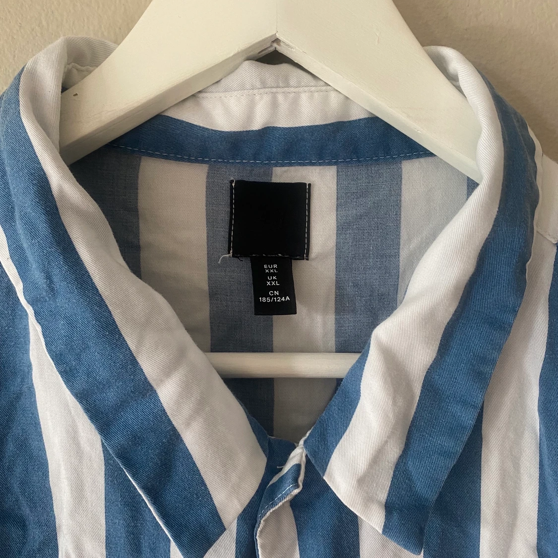 Skjorta med breda ränder  - 90