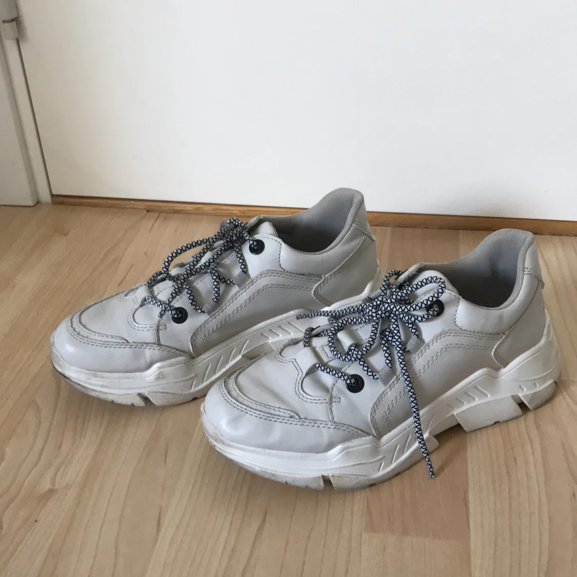 Sneakers strl 39 - 90