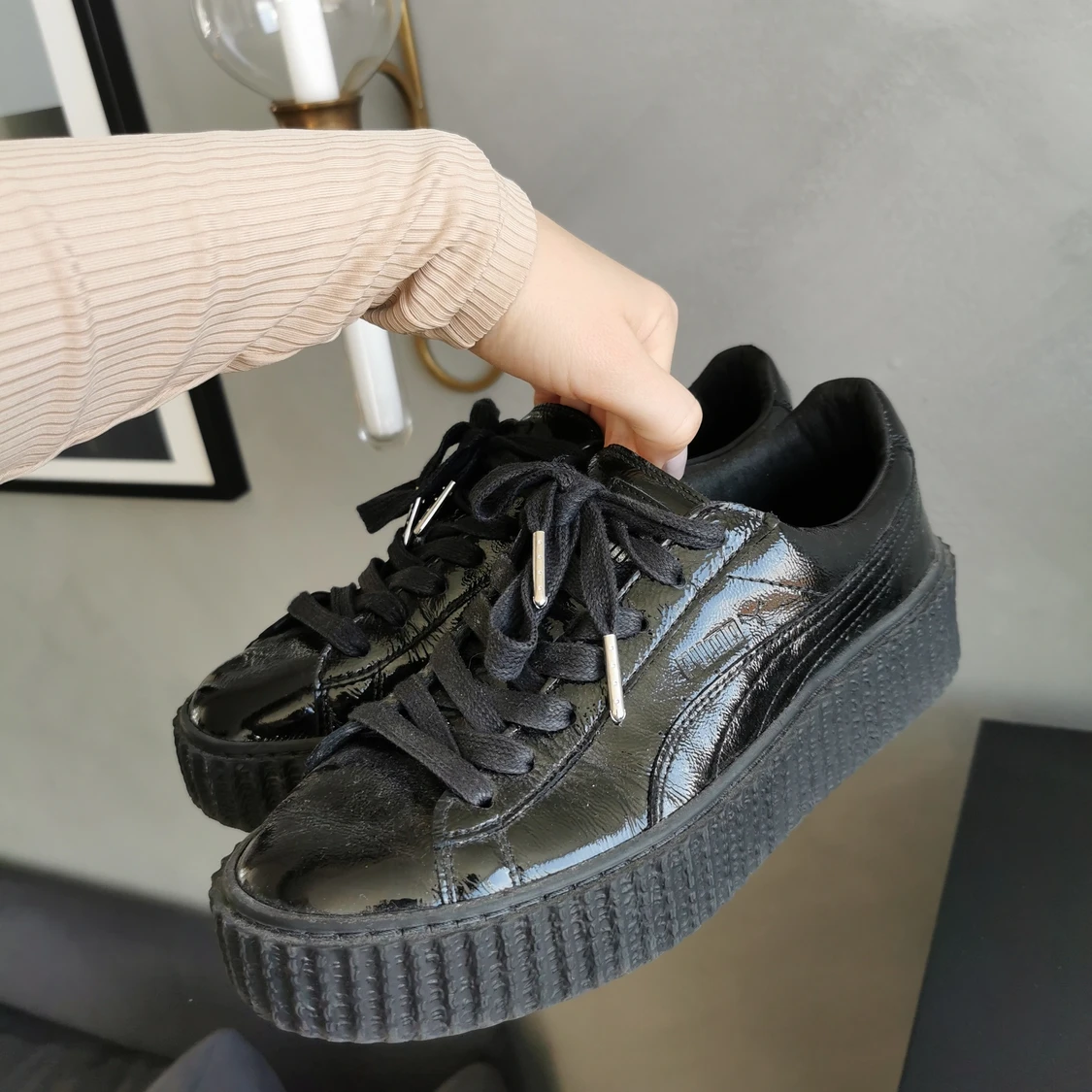 Puma skor i svart lackerat material strl38 - 90