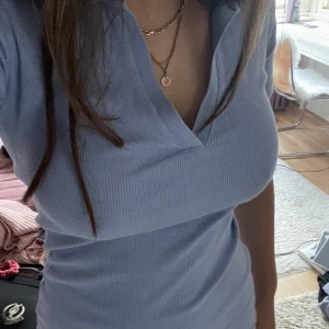 Klänning - Jättefin blå klänning från ZARA som just nu är slutsåld💗