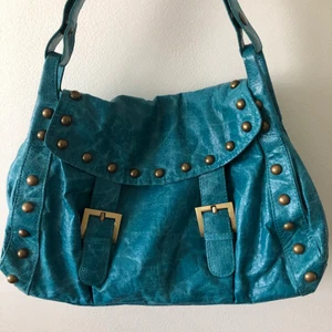 2000s turkos handväska!  - Snygg turkos y2k handväska! 💞