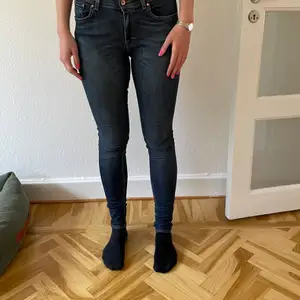 Tighta jeans från Tiger. Style: Slight