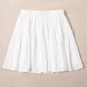 Vit kjol - Super fin vit kjol i storlek xs, helt oanvänd 