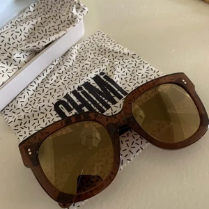 Chimieyewear solglasögon  - Chimieyewear i Coco #008. I väldigt fint skick! Dessa finns inte att köpa längre!