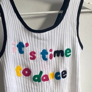 Cider linne med text - Så fint och somrigt linne från Cider! Strl. M, sista är inte min bild