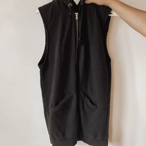 Svart träningströja  - Svart träningströja