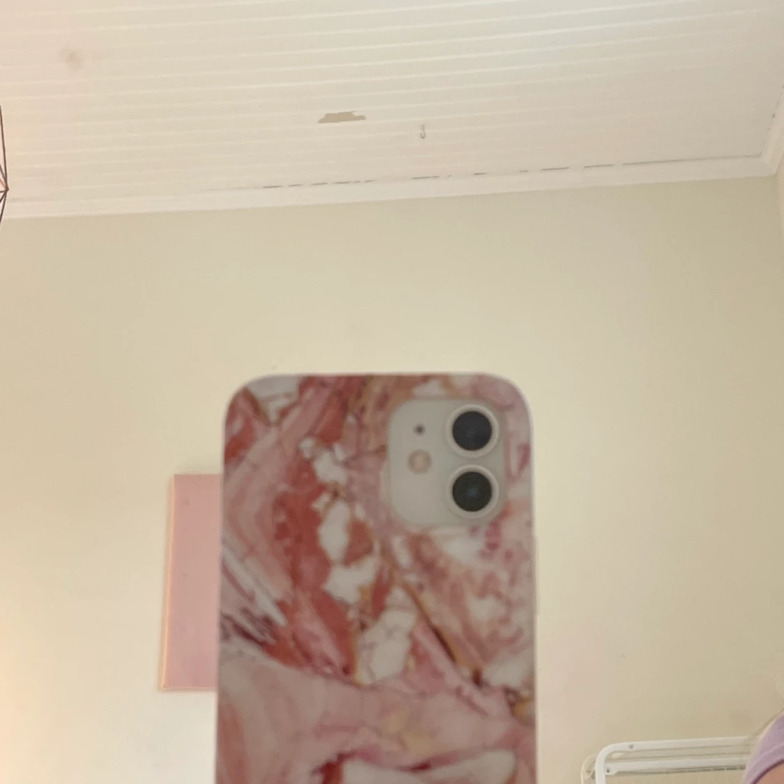 Rosa marmor mobilskal iPhone 12