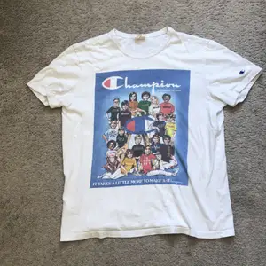 T-shirt i size :S