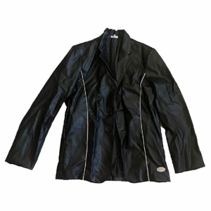 Oversized skinnjacka - Sjukt najs svart oversized pu skinnjacka😍😍