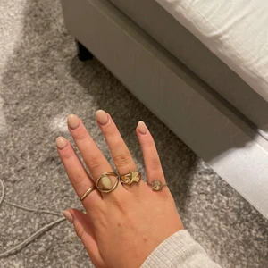 Ringar, 45 kr st! Gratis frakt  - Säljer fina ringar! (Den med stjärnan är såld) 