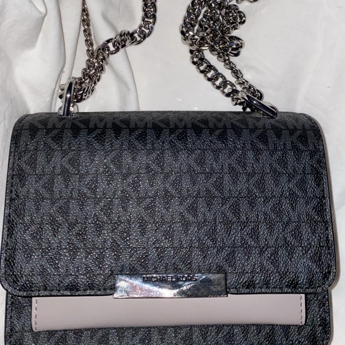 Äkta Michael Kors väska  - 91