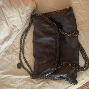 Stella McCartney väska - Stor modell, grå