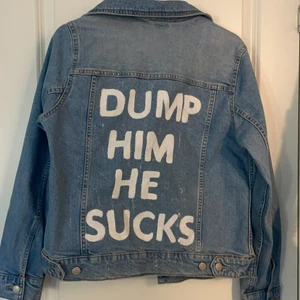 Jeans jacka - Jeans jacka från @bymilija på Instagram🥰 Säljer då den ej kommit till användning!