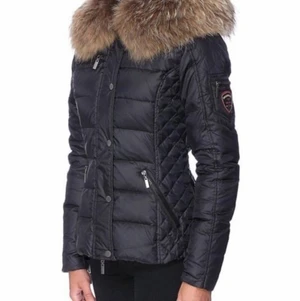 Rock and blue jacka  - Köpt för ca 1 år sen, bra skick 