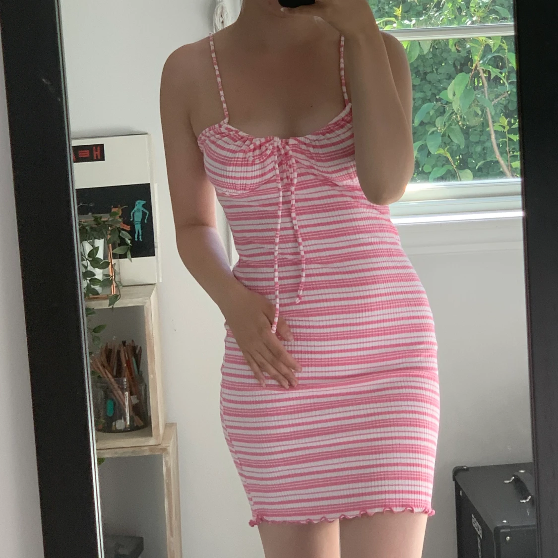 Rosa och vit sommarklänning