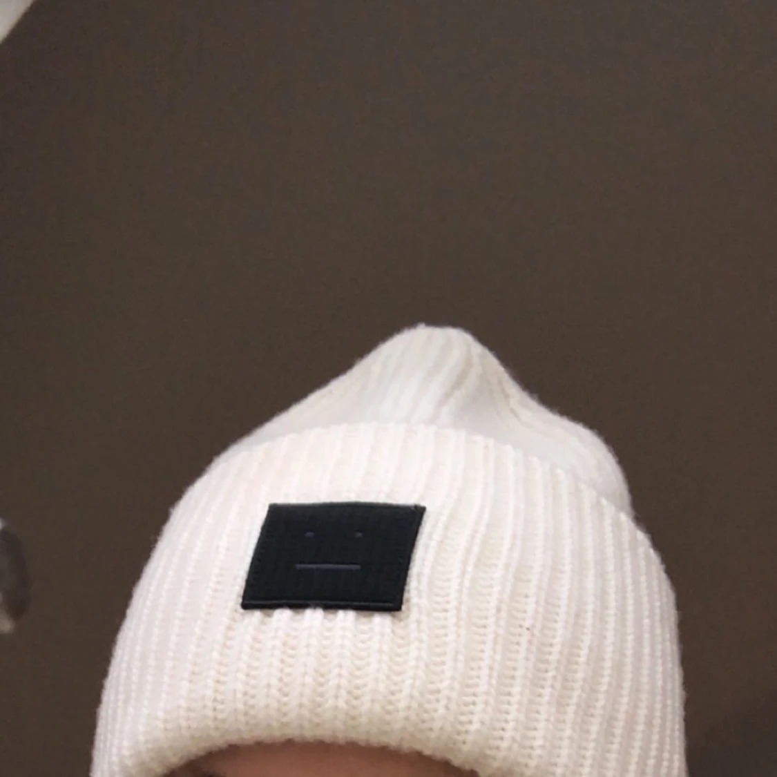 Budgivning på acne mössa!!!! - 90