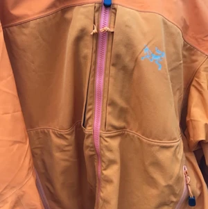 Arcteryx jacka! - Använd men i super bra skick!