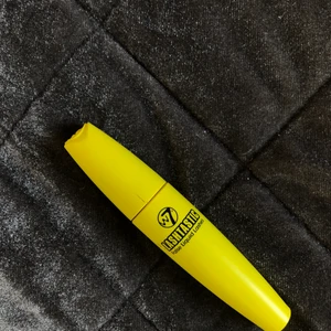 Mascara - Mascara från W7. Använd typ 2 gånger! Köpt för 1 år sedan ungefär!