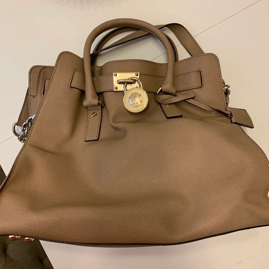 MK Väska beige ÄKTA - 90