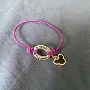 Armband - Elastiskt armband. Köpt på DisneyWorld