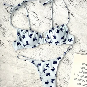 Bikini - Superfin bikini i strl M men sitter som en S. Tyvärr för liten för mig 