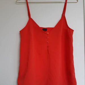 Linne - Jättefin linne från Gina tricot i storlek 34 ❤