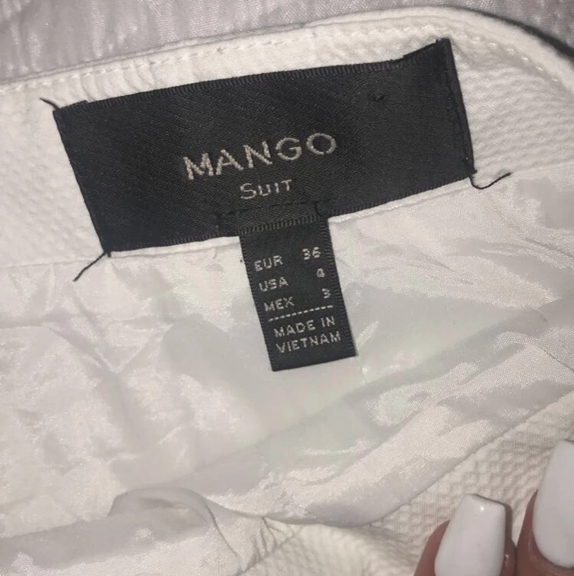 Kort kjol från MANGO - 91