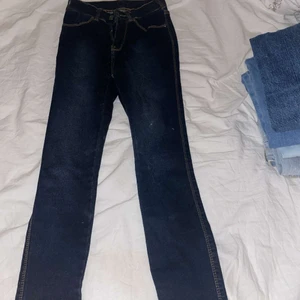 Dr denim jeans  - Den vita pricken finns inte i verkligheten!